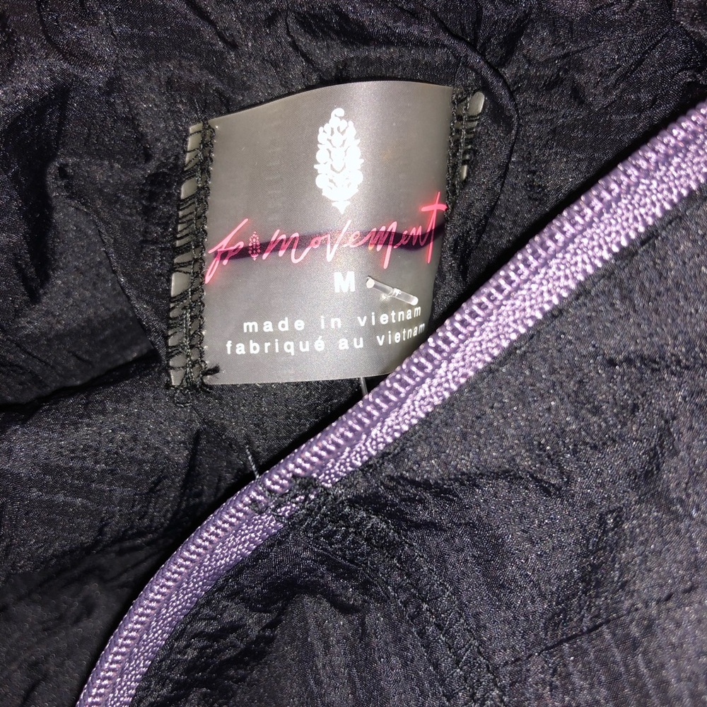 NWOT Great Escape Run windbreaker by FP Movement from Free People in size Medium - Picture 9 of 14